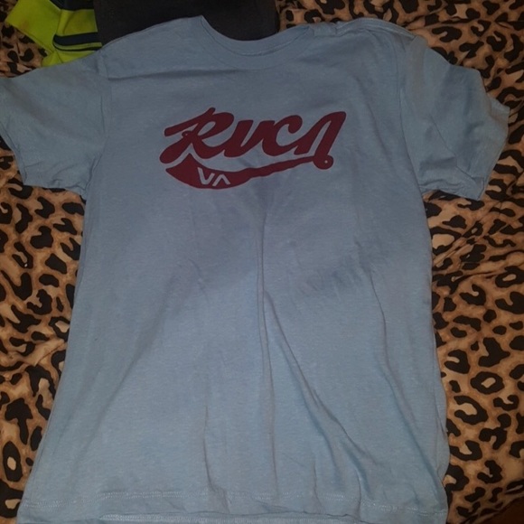 NEW- RVCA Shirt - Picture 1 of 8